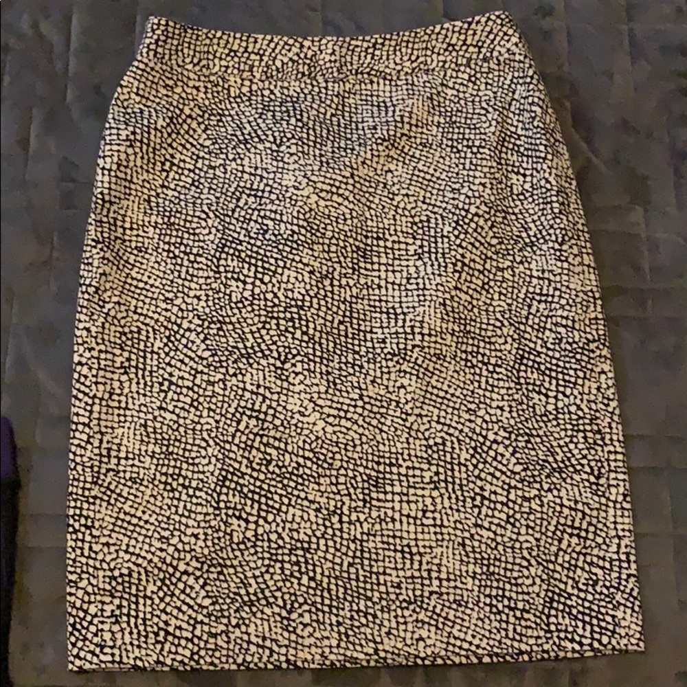 Banana Republic Skirt - Size 2 - Like New